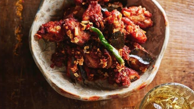 Recept: Kip 65 uit De Bijbel van de Indiase Keuken – Smaakmakers